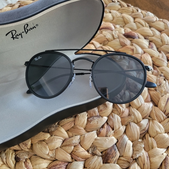Ray-Ban Accessories - Ray Ban Round Sunglasses